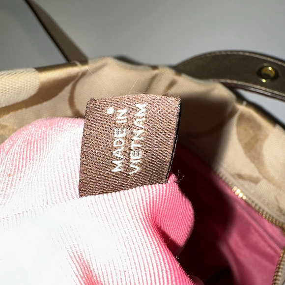 Women's Coach Signature Hobo Shoulder Bag Tan/Gold One Size Y2K Style Crossbody - Picture 14 of 16